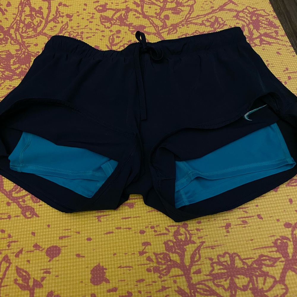 Shorts - Picture 2 of 3